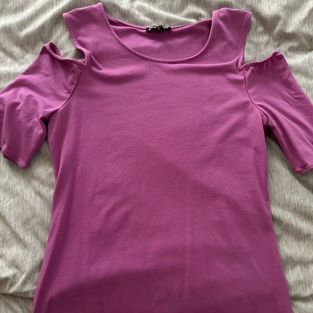 Cold shoulder top